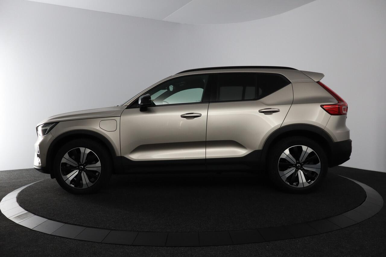 Volvo XC40 1.5 T4 Plus Dark | 360 Camera | Navigatie |