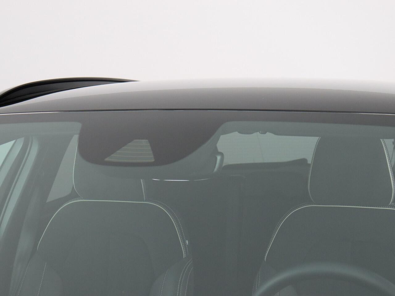 Volvo XC40 1.5 T5 Recharge R-Design Nieuwstaat! (Camera / ACC / Navi / Stoel-Stuurverw. / 19'')