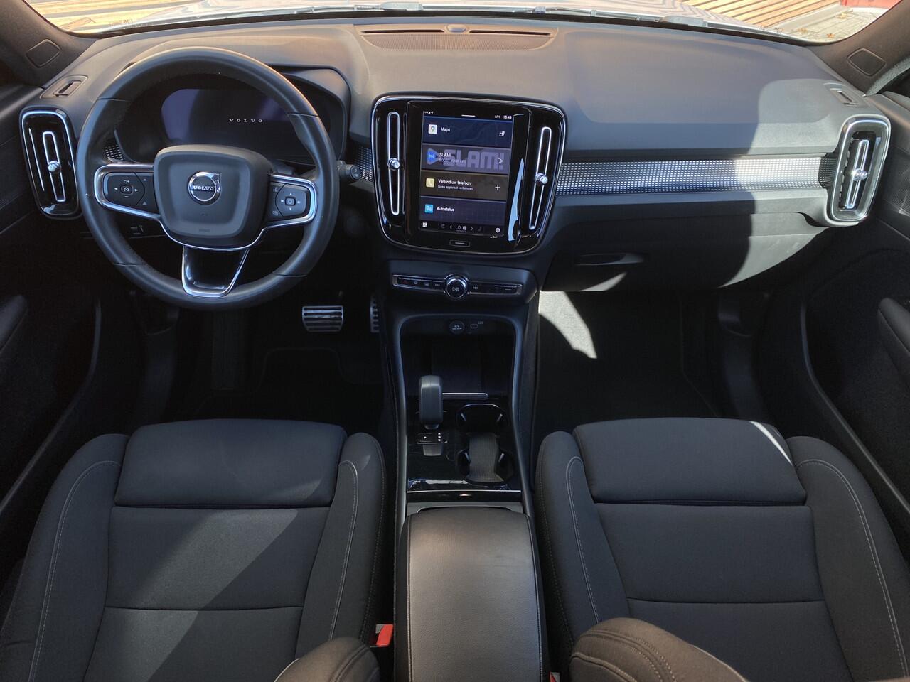 Volvo XC40 Recharge P8 AWD R-Design Camera / Stoel/stuur verwarming / Navigatie