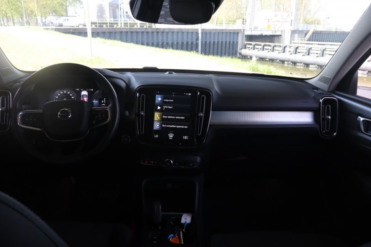 Volvo XC40 1.5 T4 Rech I Geen Import I R-Design I Airco I LED