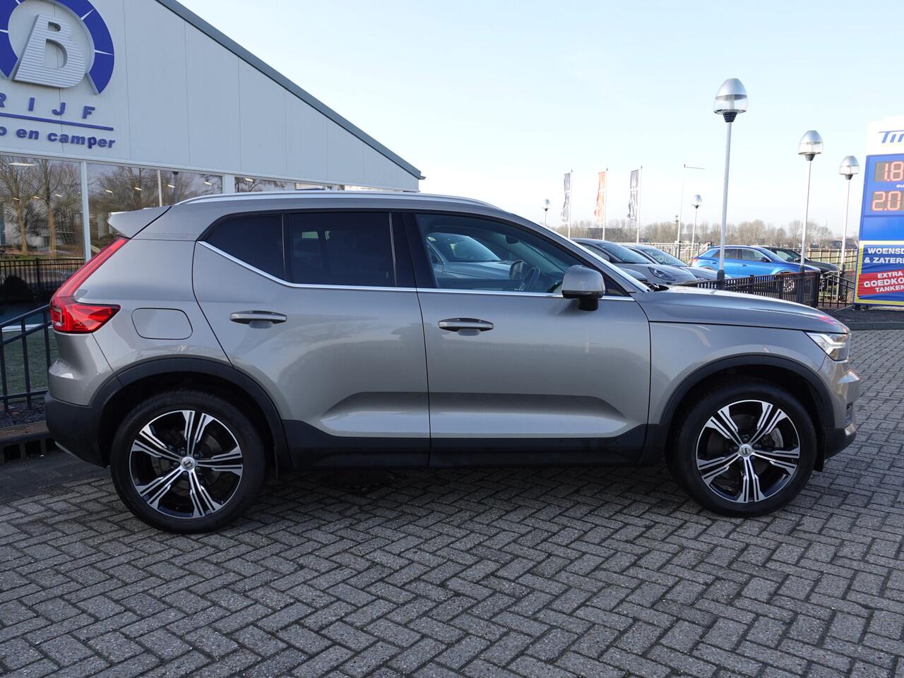 Volvo XC40 1.5 T4 Recharge Inscription Expr. NAVI | PDC V+A | ADAPT. CRUISE + PILOT ASSIST