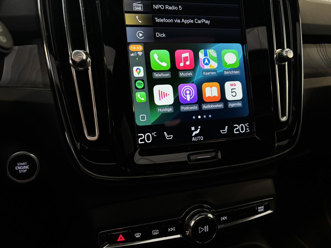 Volvo XC40 T4 Plug-in Ultimate Bright / Panoramadak / Leer - Alcantara / Harman-Kardon / Dab+ / Apple Carplay / Stuur- en Stoelverwarming / MY 2023 - Elek Trekhaak -