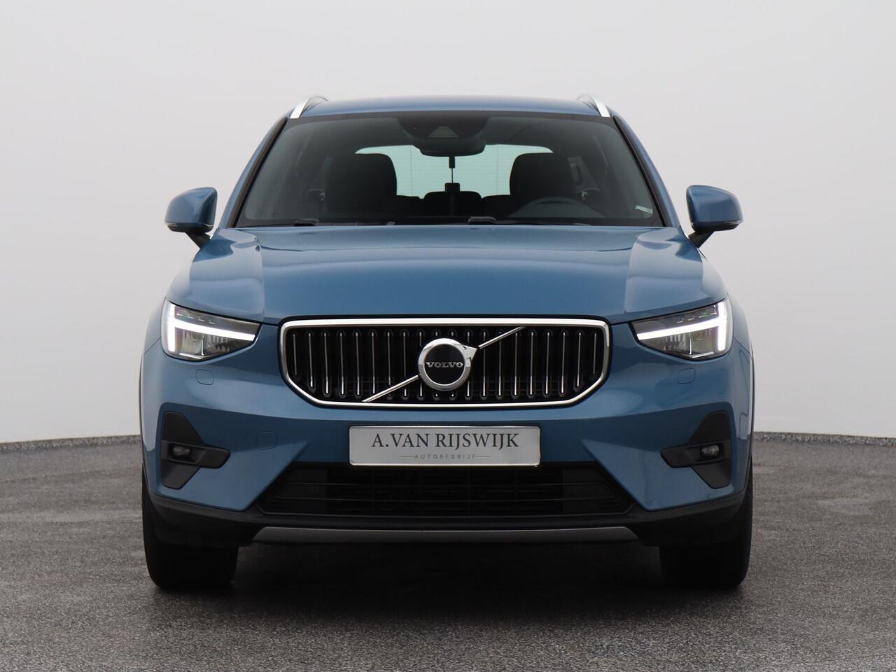 Volvo XC40 1.5 T4 Recharge Inscription Expression | CAMERA | KEYLESS