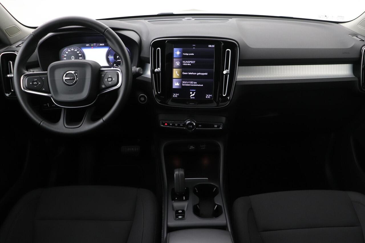 Volvo XC40 T5 Recharge Inscription Expr. | Panoramadak | 19 Inch | Keyless | Apple Carplay | Getint Glas