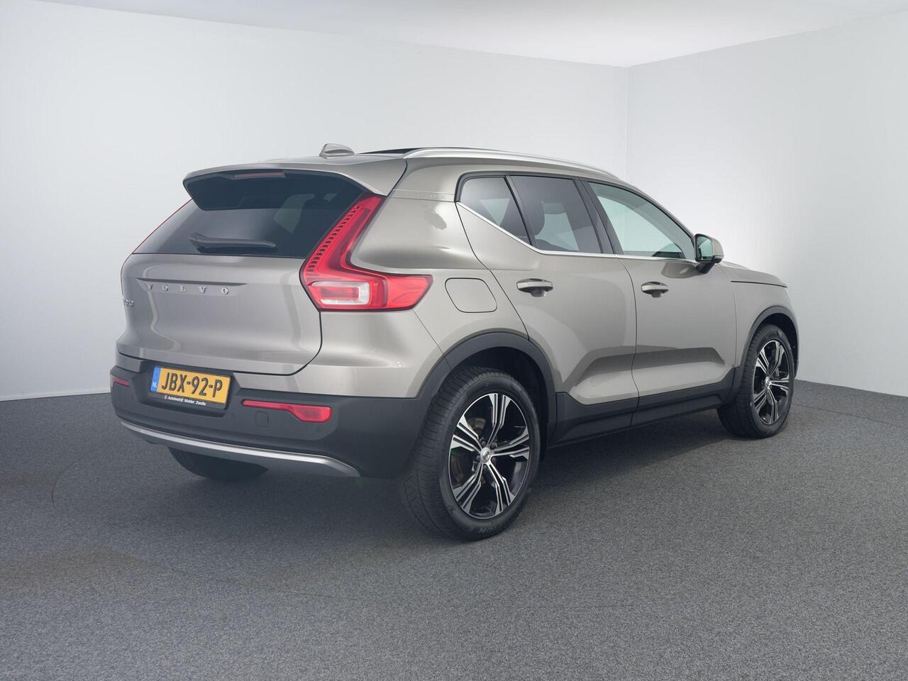 Volvo XC40 1.5 T4 Recharge Inscription Expression | BLIS | Pano | H&K | 360 Camera | Leer |