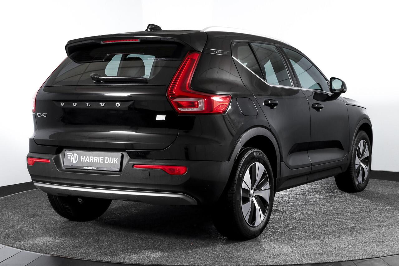 Volvo XC40 1.5 T4 Recharge Inscription | Dig. Cockpit | Cruise | PDC | NAV + App. Connect | ECC | DAB | Elek. Klep | LM 18" | 3865