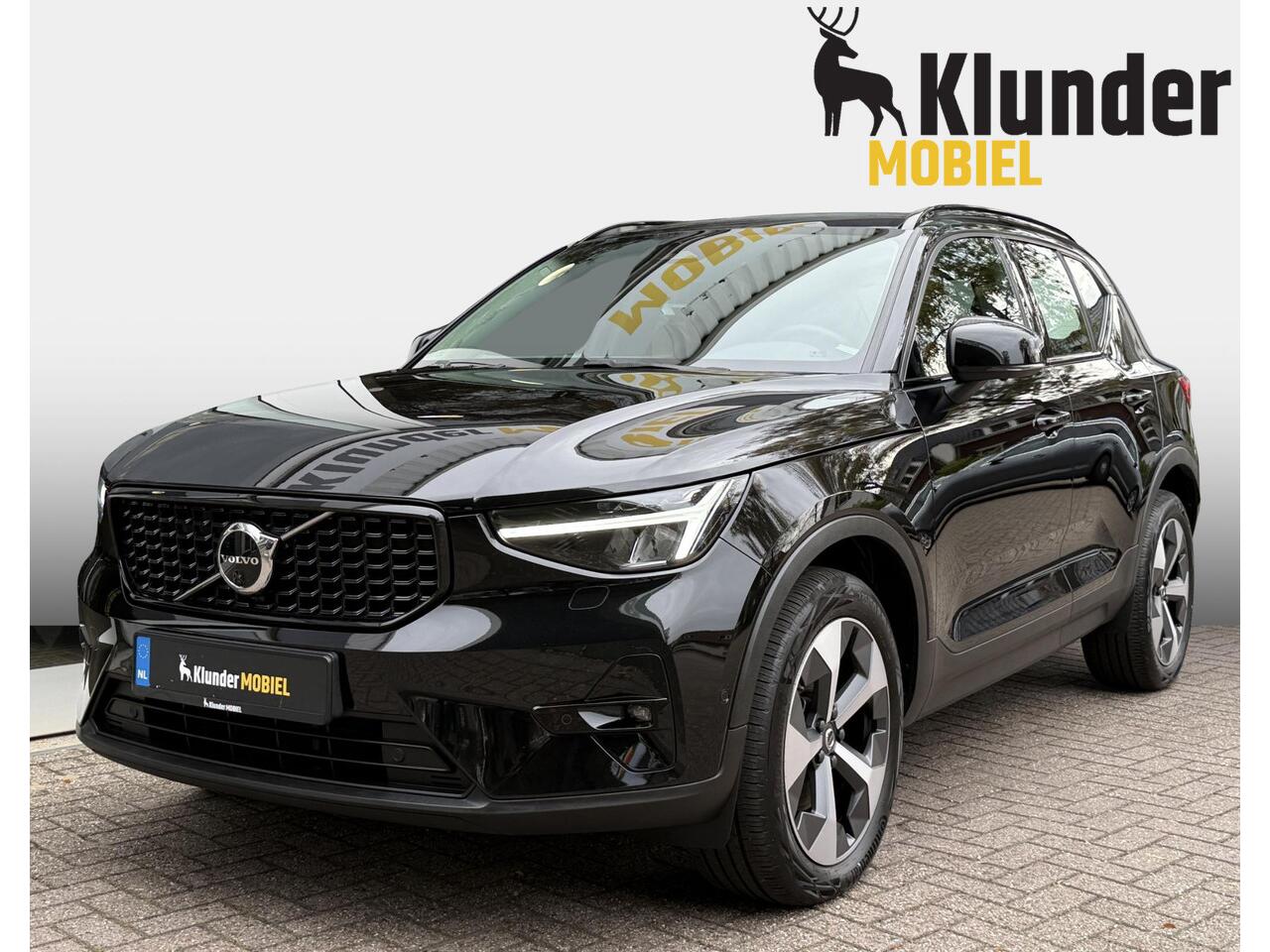 Volvo XC40 2.0 B4 Plus Dark |360°Camera|Leder|Memory|