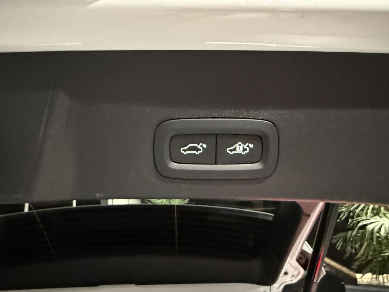 Volvo XC40 1.5 T2 Core Autom Apple CarPlay Stoel-Stuur Verw