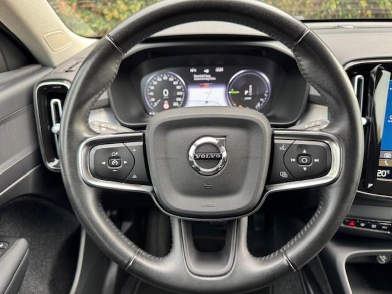 Volvo XC40 1.5 T5 RECHARGE 180PK BUSINESS PRO