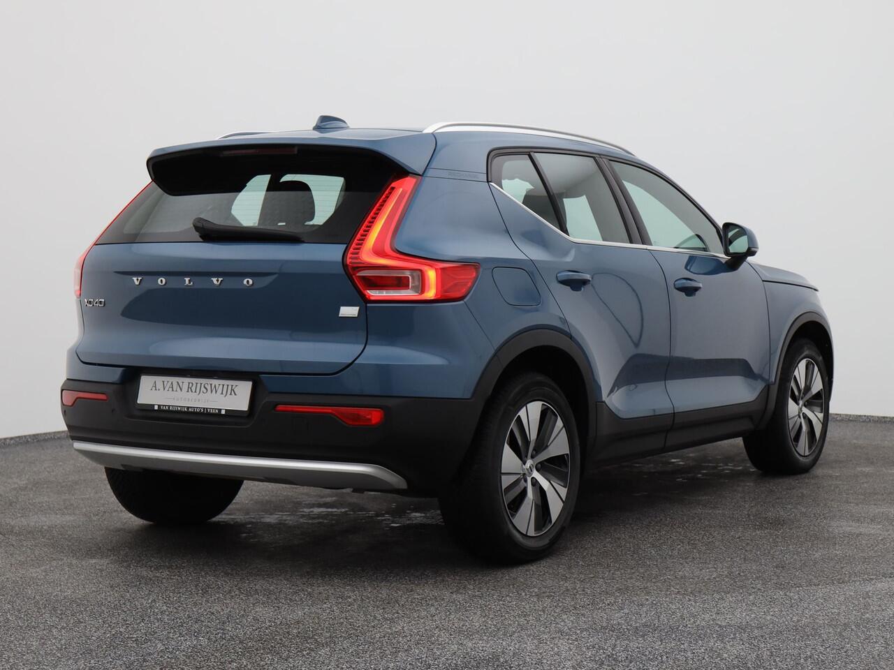 Volvo XC40 1.5 T4 Recharge Inscription Expression | CAMERA | KEYLESS
