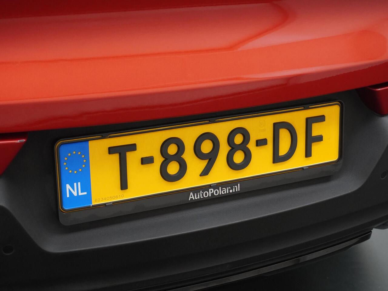 Volvo XC40 1.5 T3 R-Design Panoramadak/Trekhaak/360Camera etc.