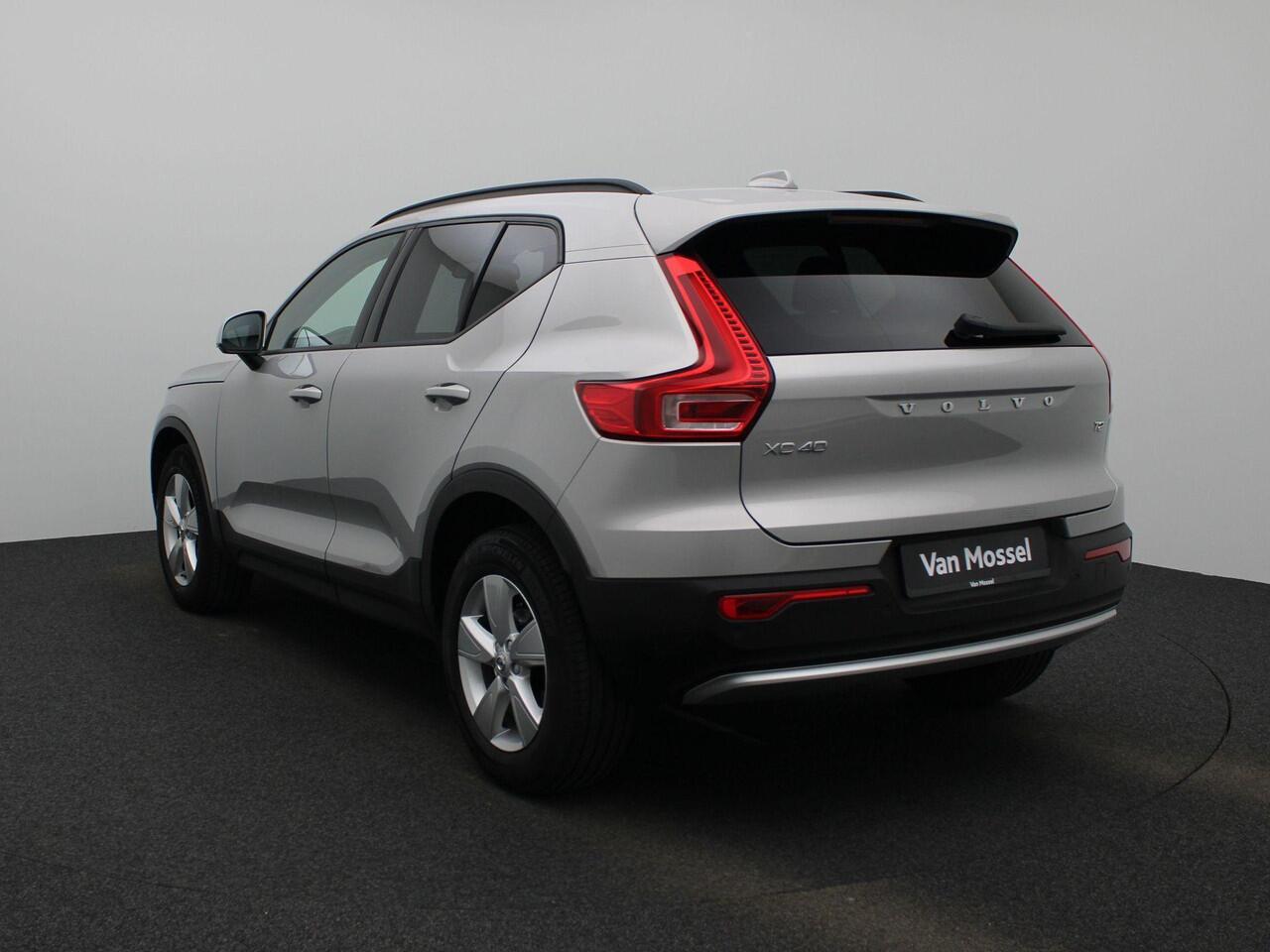 Volvo XC40 T2 Essential | Navigatie | Climate control | Parkeersensoren