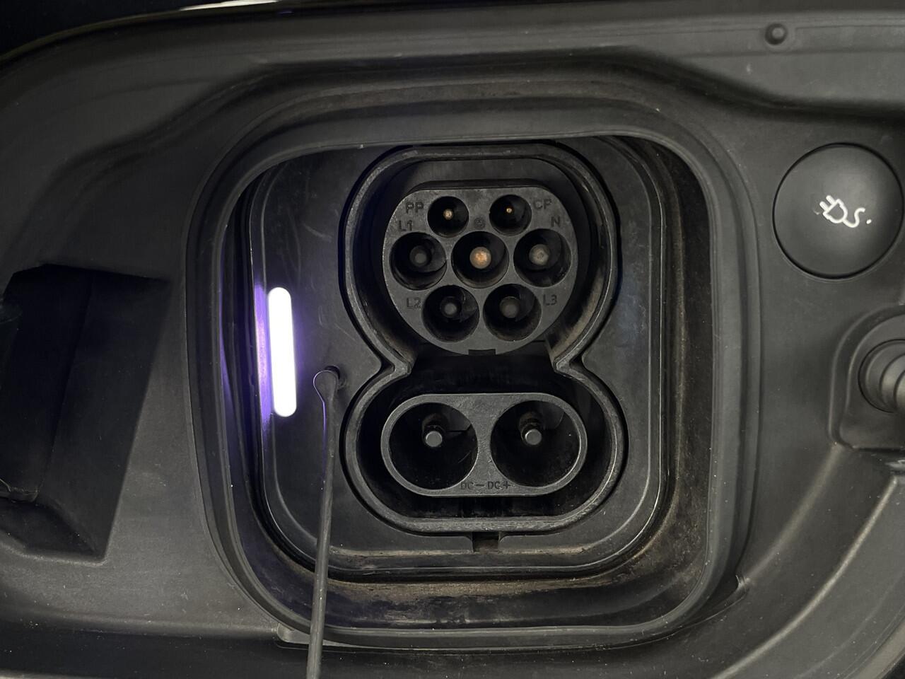 Volvo XC40 Recharge P8 AWD R-Design | Cruise control adaptief | Info 0492-588974 |