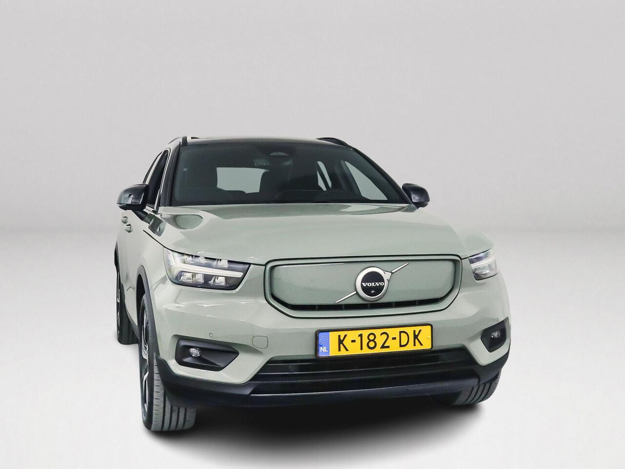 Volvo XC40 Recharge P8 AWD R-Design | Panoramadak | 360° camera | Harman Kardon | Stoel- en Stuurverwarming