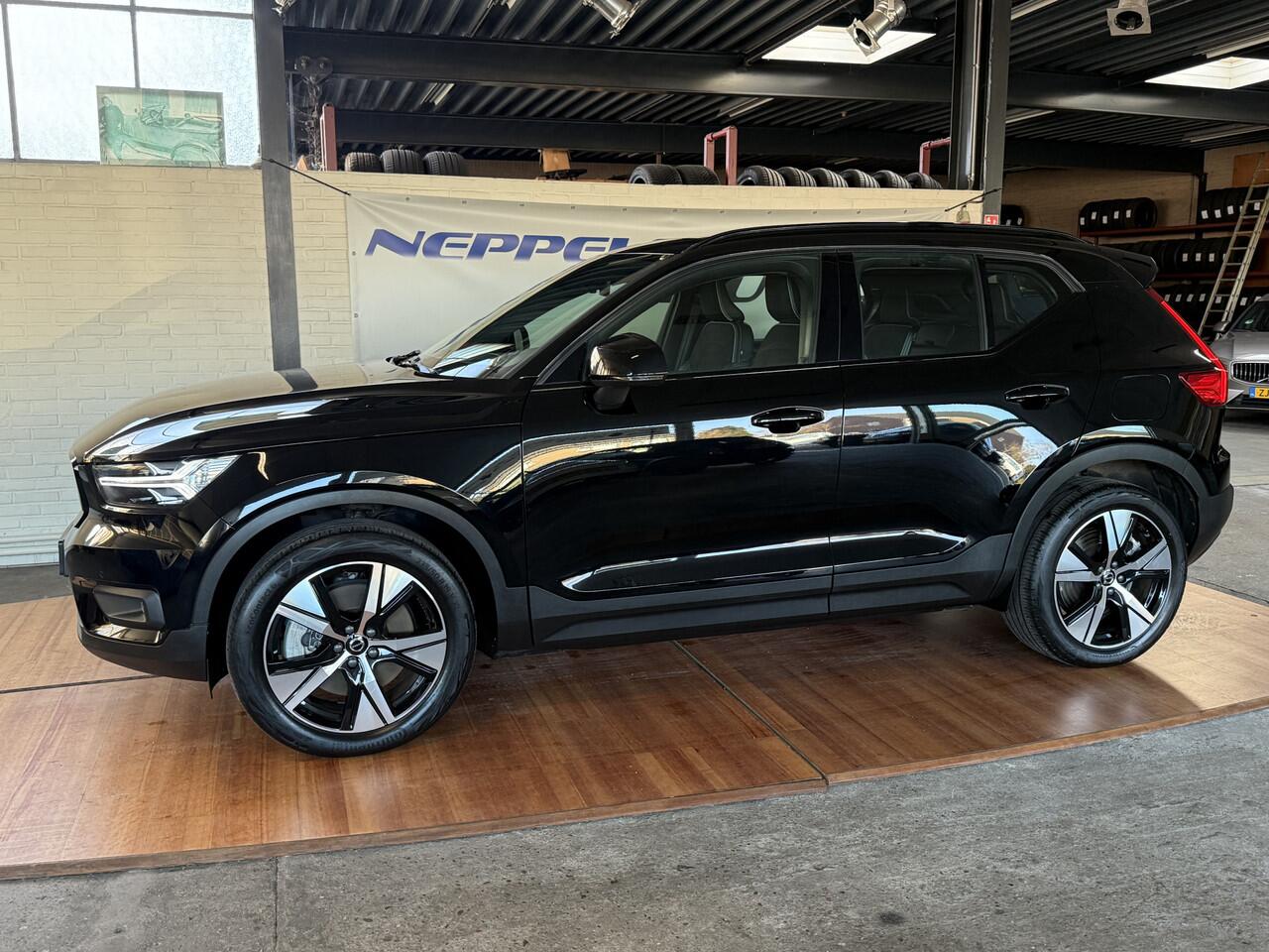 Volvo XC40 Recharge P8 AWD R-Design
