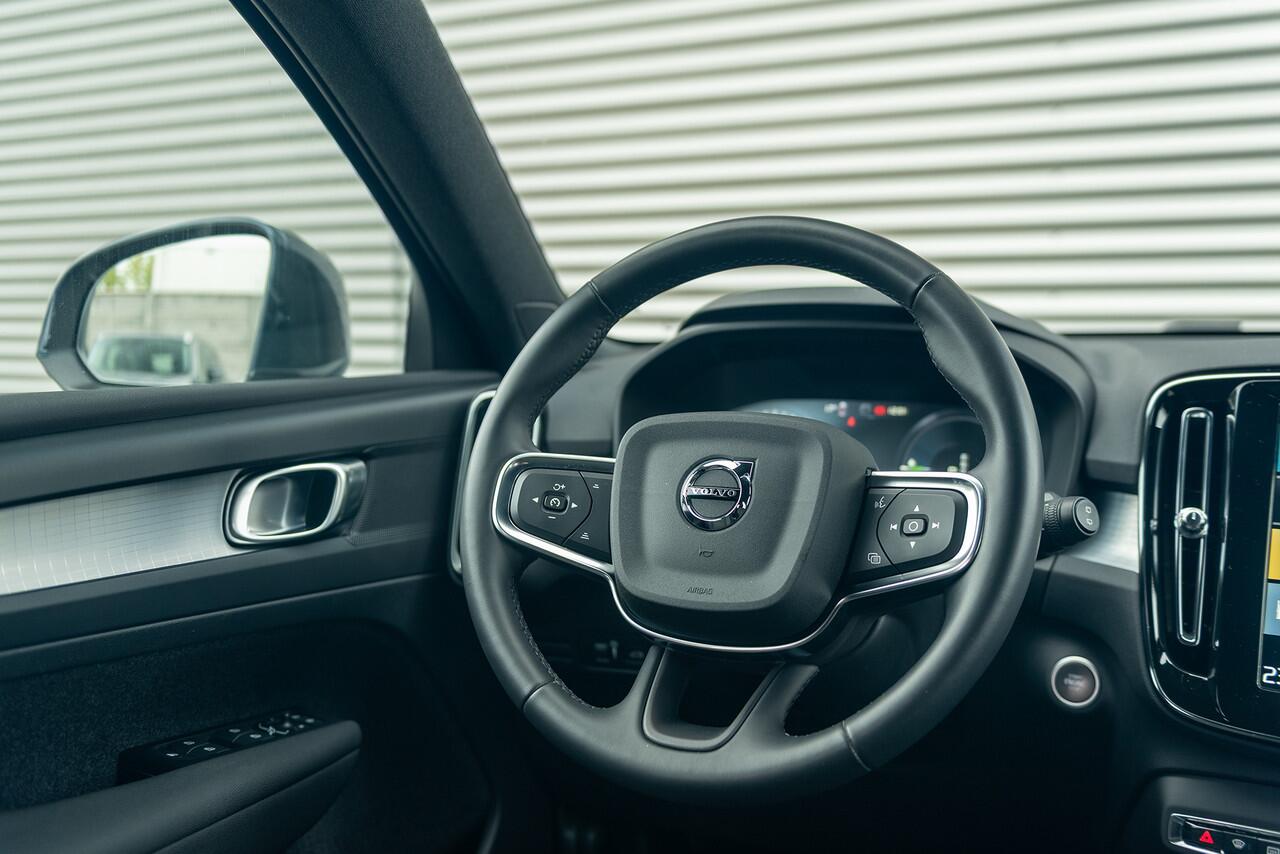Volvo XC40 T4 Aut. Plug-in Hybrid Inscription Parkeercamera Stoelverwarming 211pk