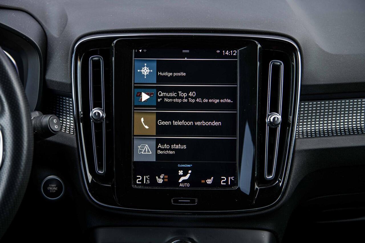 Volvo XC40 1.5 T3 R-Design | Trekhaak | 20" | Adaptieve cruise control | Stoel/stuur verwarming | Parkeer camera |