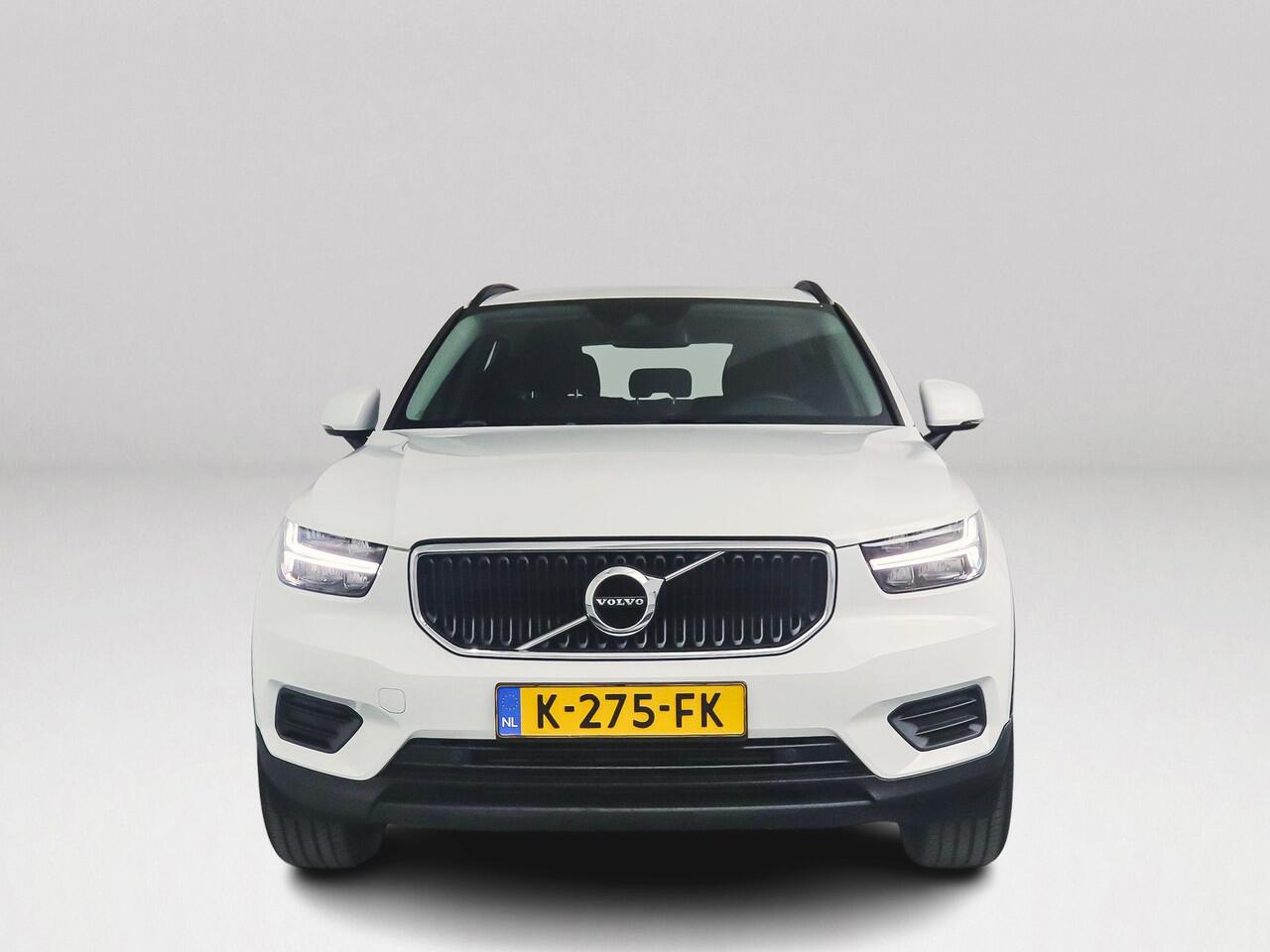 Volvo XC40 T2 Momentum Core | Airco