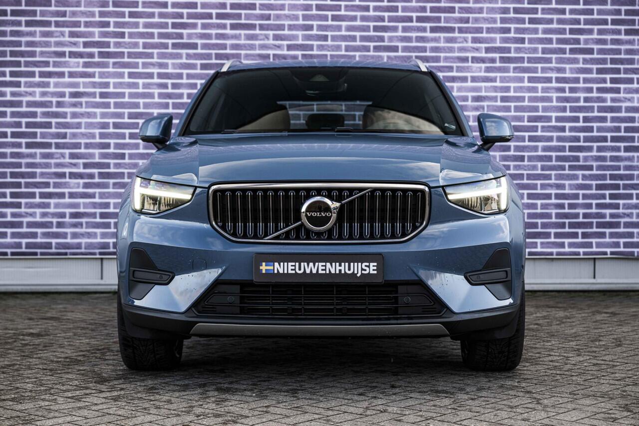 Volvo XC40 Plug-in Hybrid T5 Plus Bright | Facelift | Trekhaak | Adaptive cruise control | Harman Kardon audio | Navigatie | Elektrische stoelverstelling | Getint glas | Dode hoek detectie BLIS | LED koplampen |