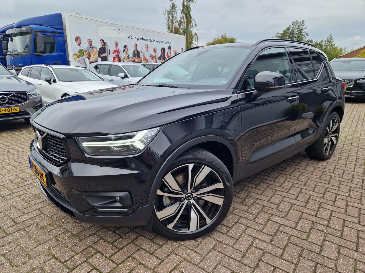 Volvo XC40 1.5 T4 Recharge R-Design NL AUTO | Panoramadak | Harman Kardon