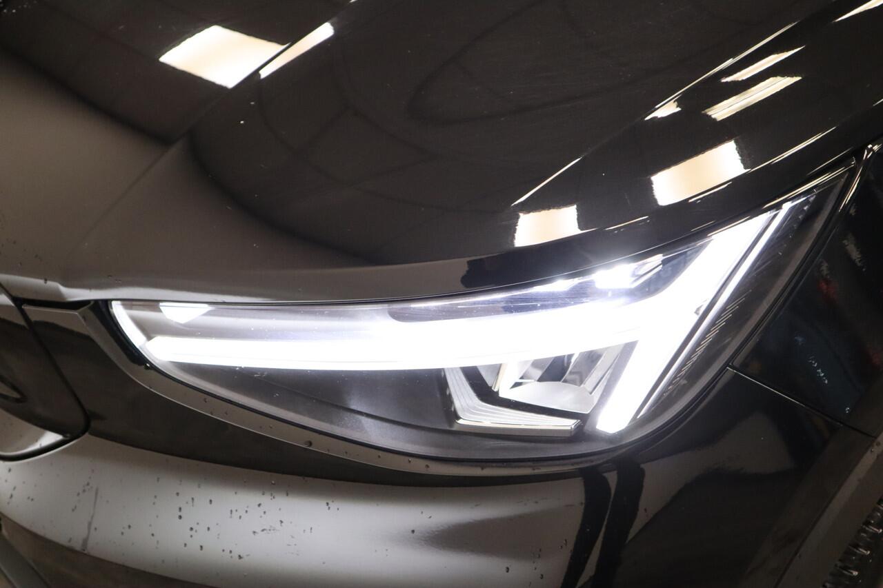 Volvo XC40 Single Motor Extended Range Plus 82 kWh ACC 20'' PDC Keyless Entry/Go 24 maanden garantie mogelijk (*vraag naar de voorwaarden)