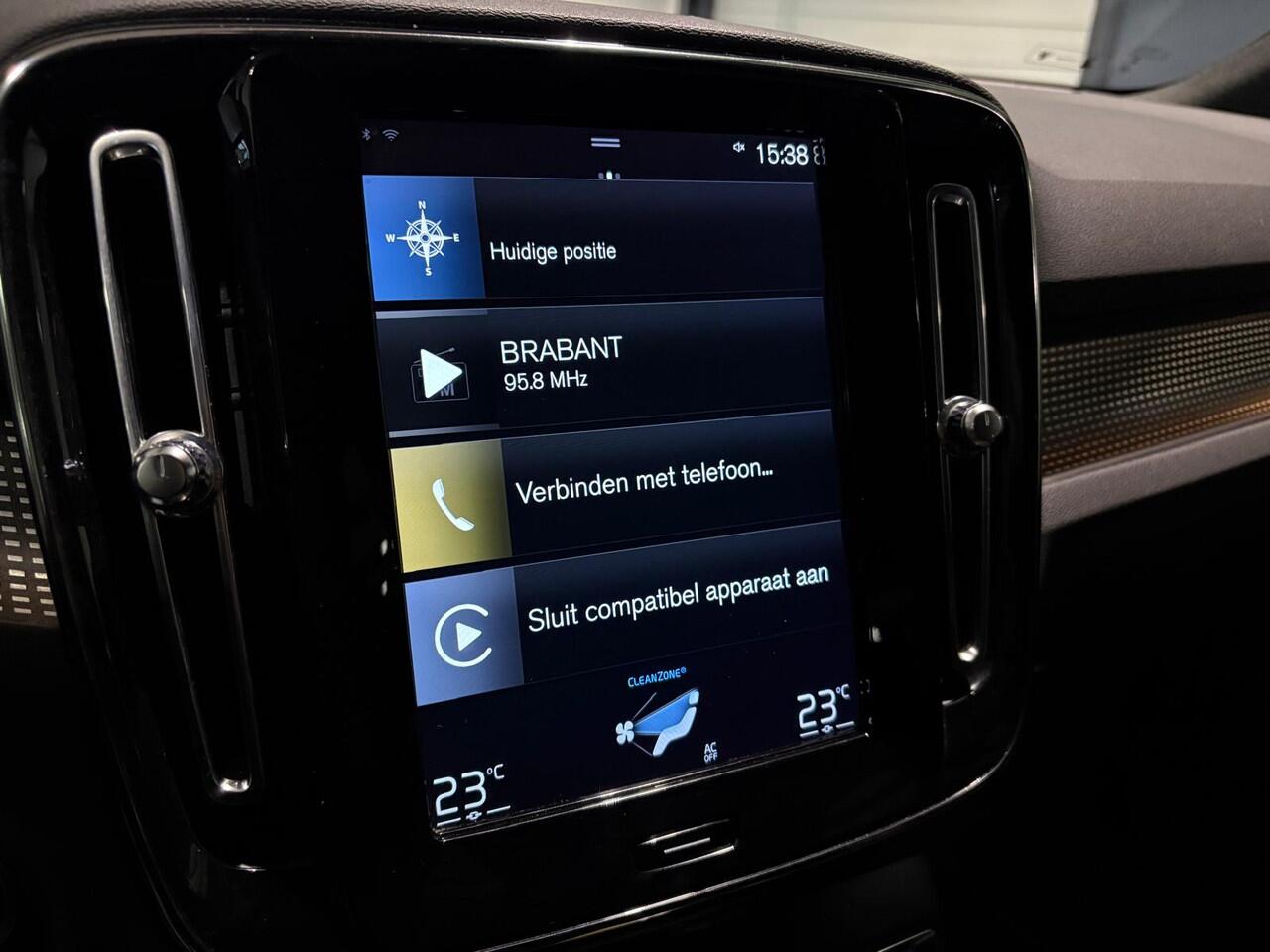 Volvo XC40 T5 Aut. Plug-in Hybrid R-Design ACC Trekhaak Parkeercamera 262pk