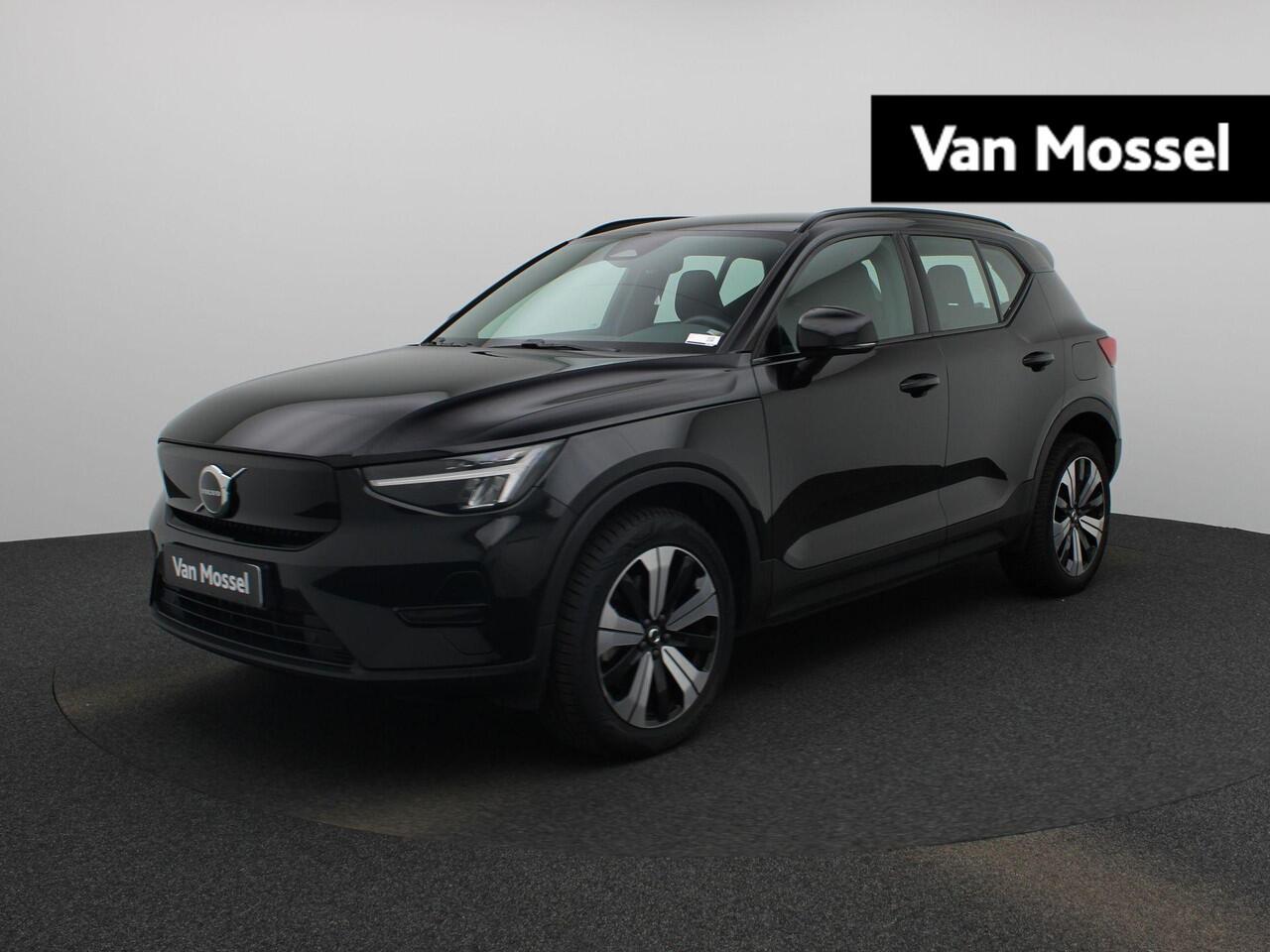 Volvo XC40 Recharge Core 232PK | Allseason-banden | Grootlicht-assistent | Achteruitrijcamera + parkeersensoren | Climate control | Apple CarPlay & Android Auto