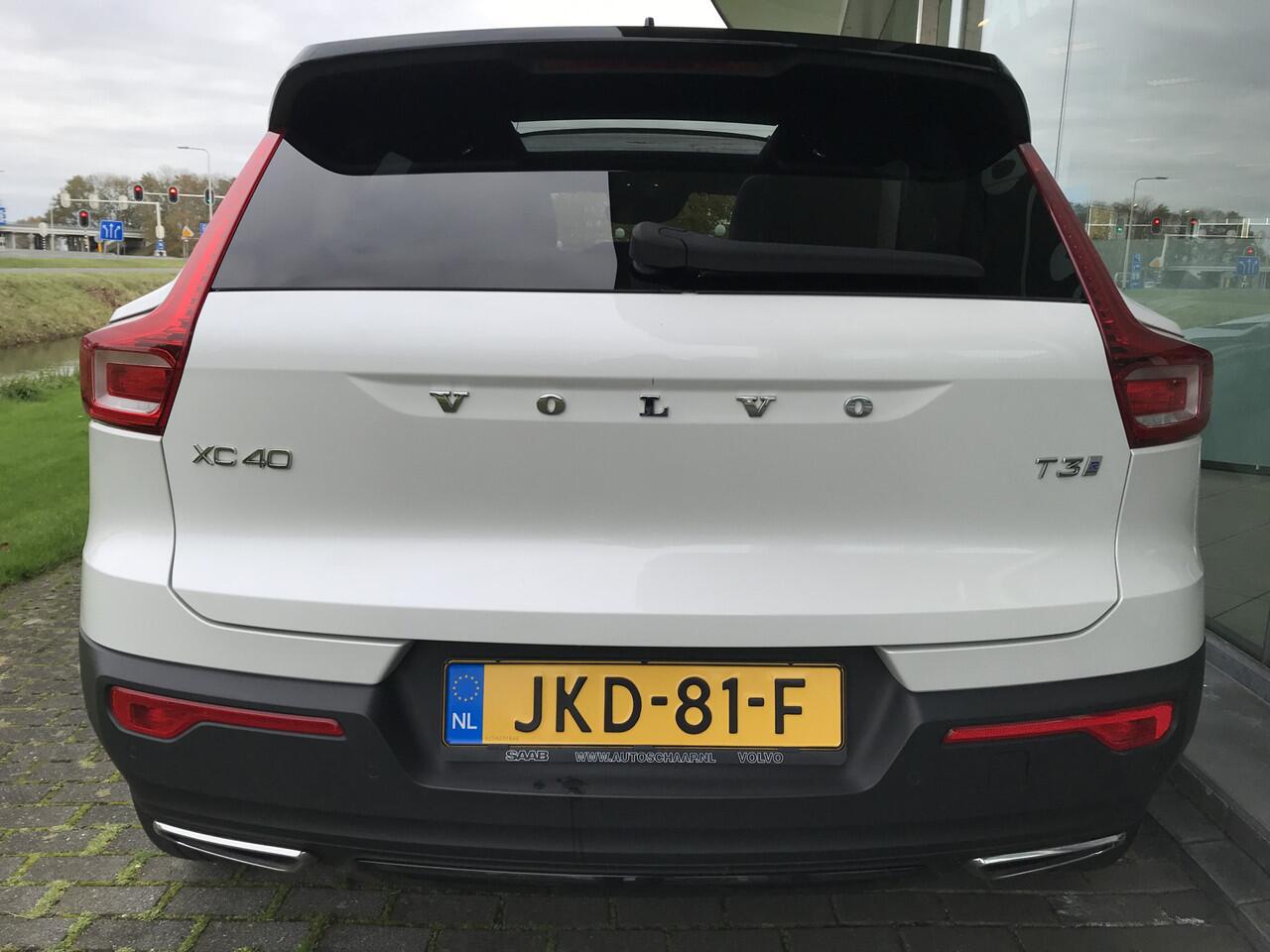 Volvo XC40 1.5 T3 R-Design Automaat | Rijklaar incl 12 mnd Bovag | Panoramadak On-Call Camera Donker glas