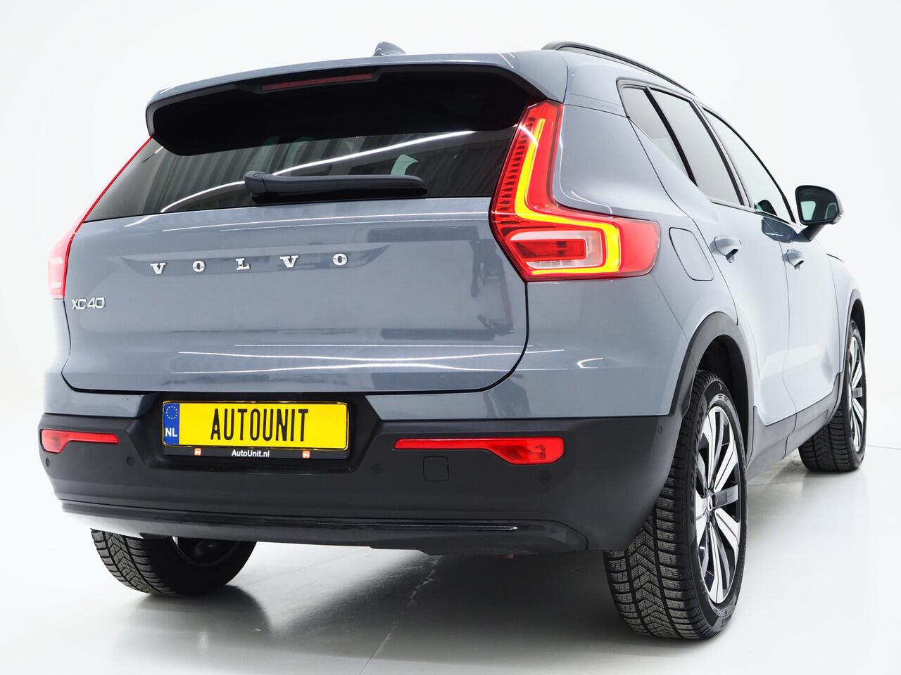 Volvo XC40 1.5 T5 Plug-in hybrid Ultimate Dark | Panoramadak | Pilot Assist | Harman/Kardon | Trekhaak | Leder | 360 | Keyless