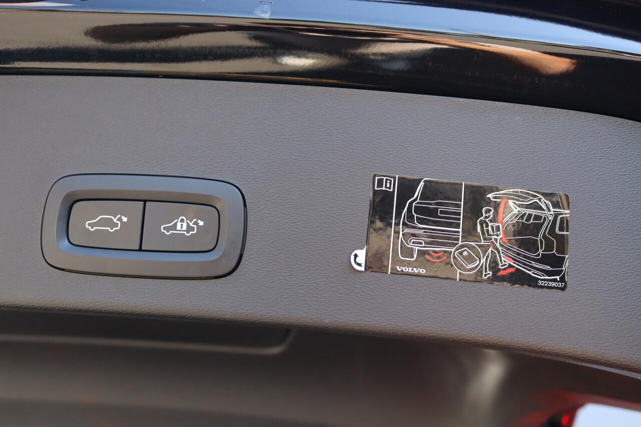 Volvo XC40 1.5 T5 PHEV Recharge Inscription Leder/360-camera/Carplay-android/Keyfree