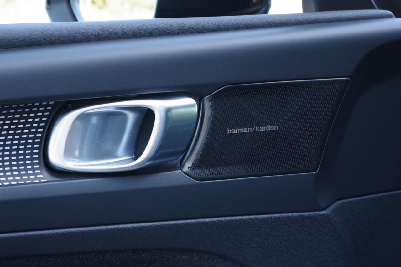 Volvo XC40 1.5 Plug-in Hybride *10 + Voorradig in diverse uitvoeringen*