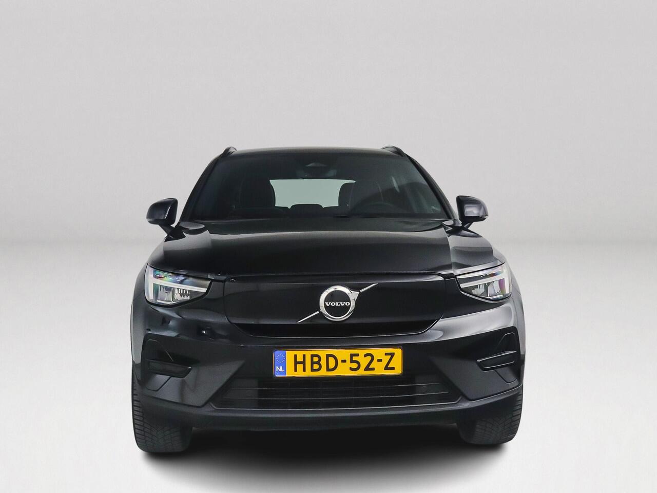 Volvo XC40 Single Motor Extended Range Plus 82 kWh | Stoel- en stuurverwarming | Parkeercamera