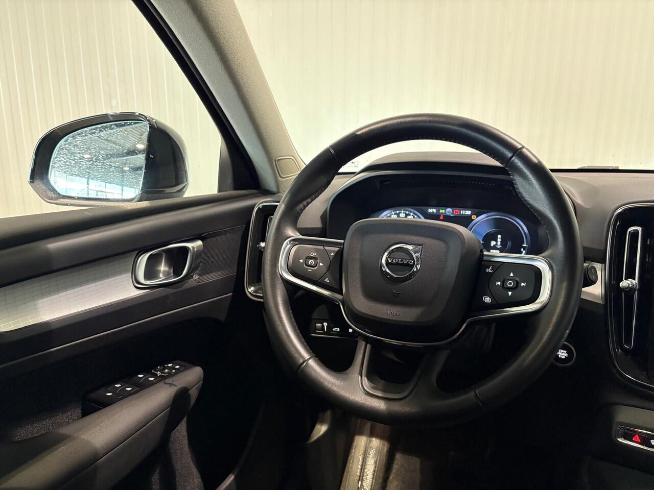 Volvo XC40 T5 Aut. Plug-in Hybrid Inscription CruiseControl Panoramadak 262pk