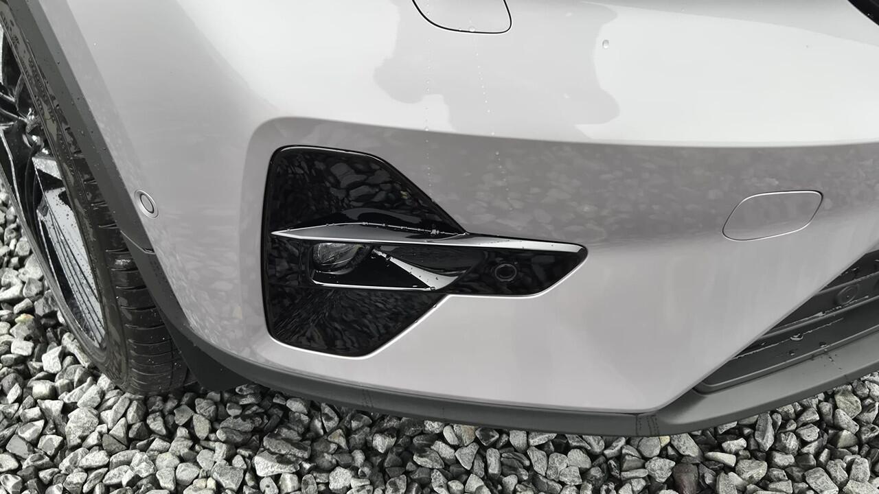 Volvo XC40 2.0 B3 Ultra Dark MY 2026 - 21" Wielen - Panorama dak - Lighting - I H K Audio - 360 Cam - Alarm - Climate - Privacy Glass - R980 Interieur