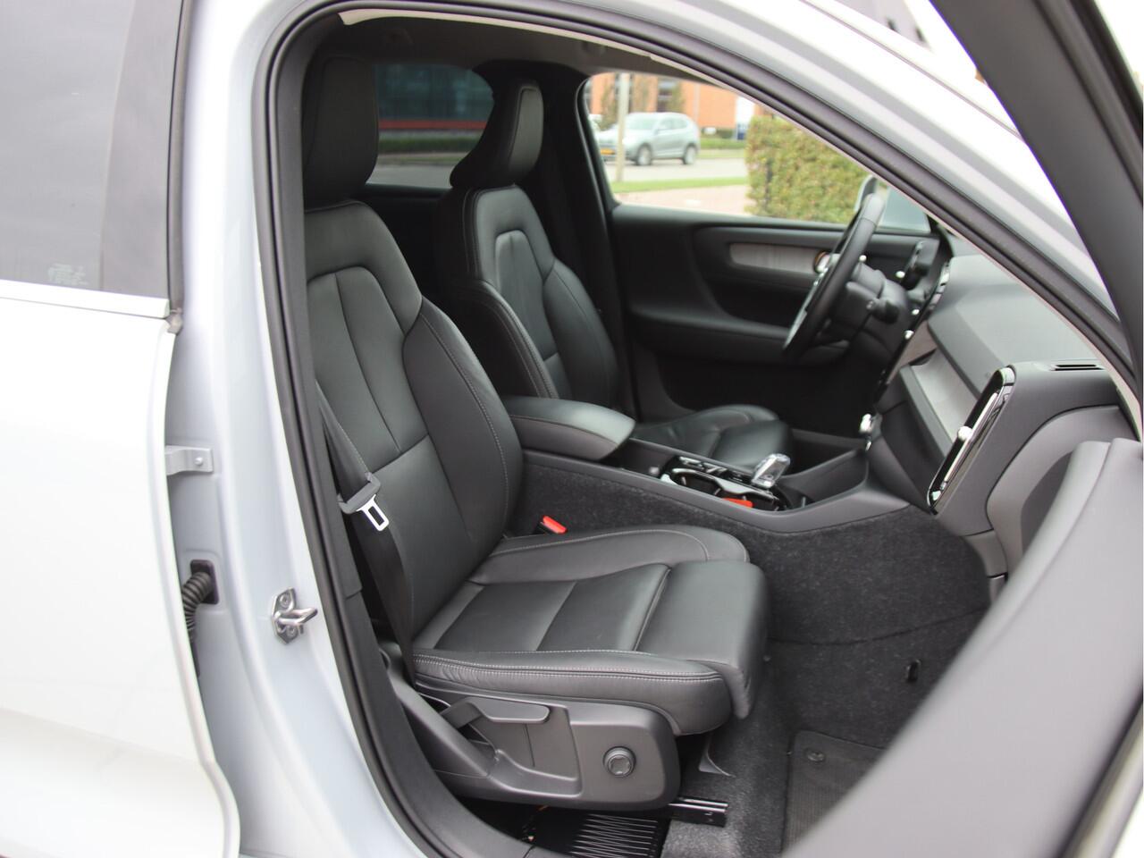 Volvo XC40 1.5 T4 Recharge Inscription Camera/Carplay, Leder, 4x stoel&stuur verwarming Eindejaar aanbieding!