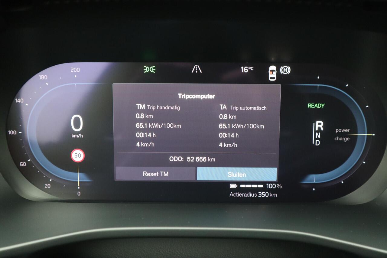 Volvo XC40 Recharge Core 70 kWh l Verwarmbare Voorstoelen l Stuurwielverwarming l Warmtepomp