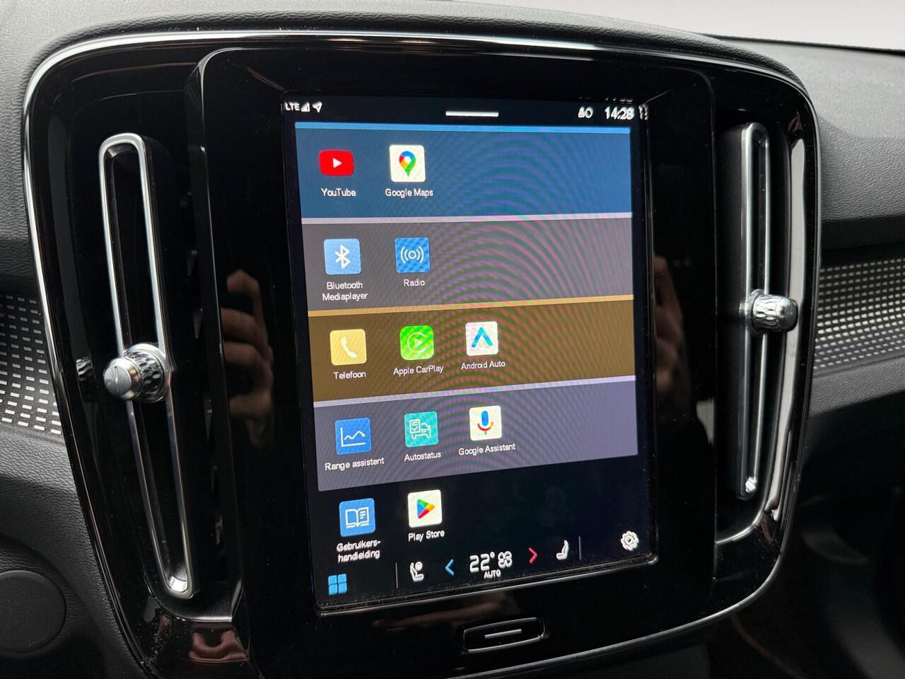 Volvo XC40 Recharge Plus | Stoelverwarming | Achteruitrijcamera | Keyless entry |