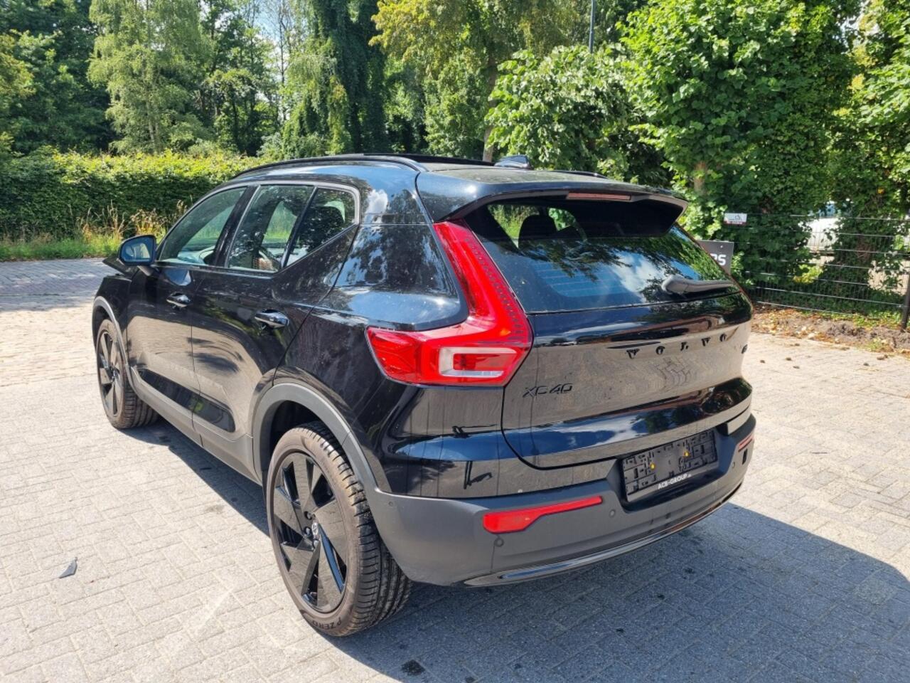 Volvo XC40 2.0 B3 Ult. Dark