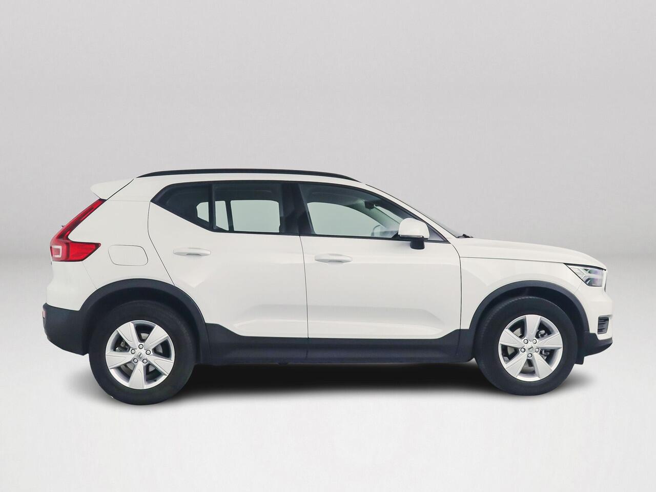 Volvo XC40 T2 Momentum Core | Cruise Control | Navigatie