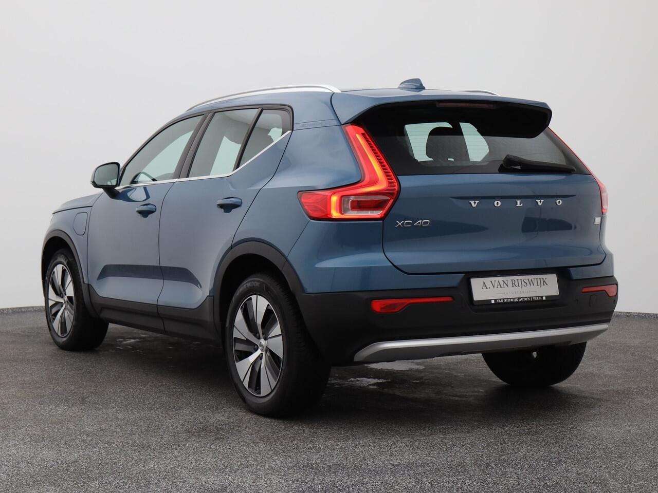 Volvo XC40 1.5 T4 Recharge Inscription Expression | CAMERA | KEYLESS