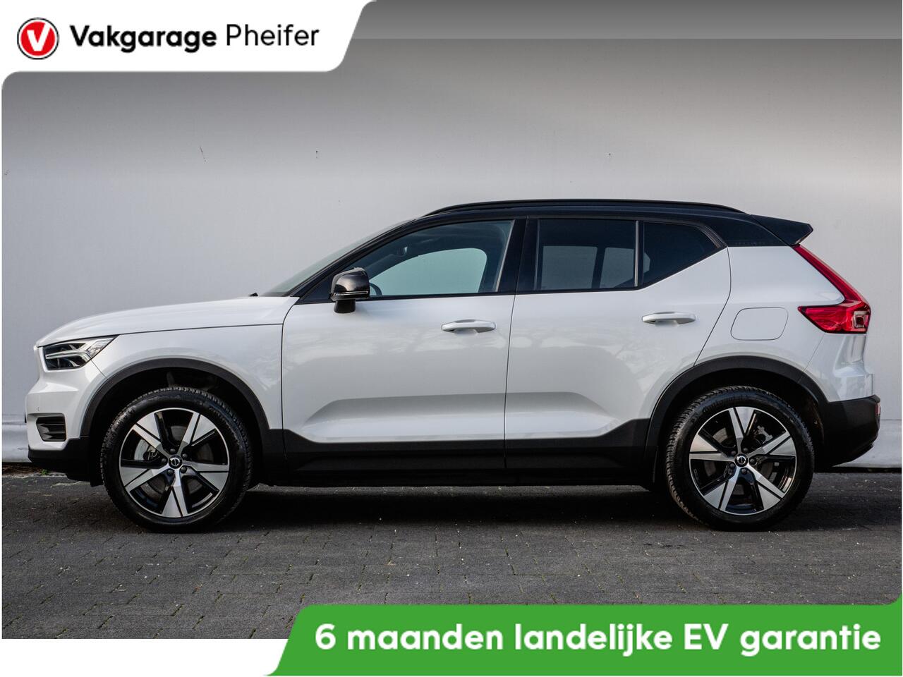 Volvo XC40 Recharge Core SOH 92% Trekhaak/ Stoel-stuurverwarming/ Camera/ Navigatie/ Carplay/ Contourstoelen