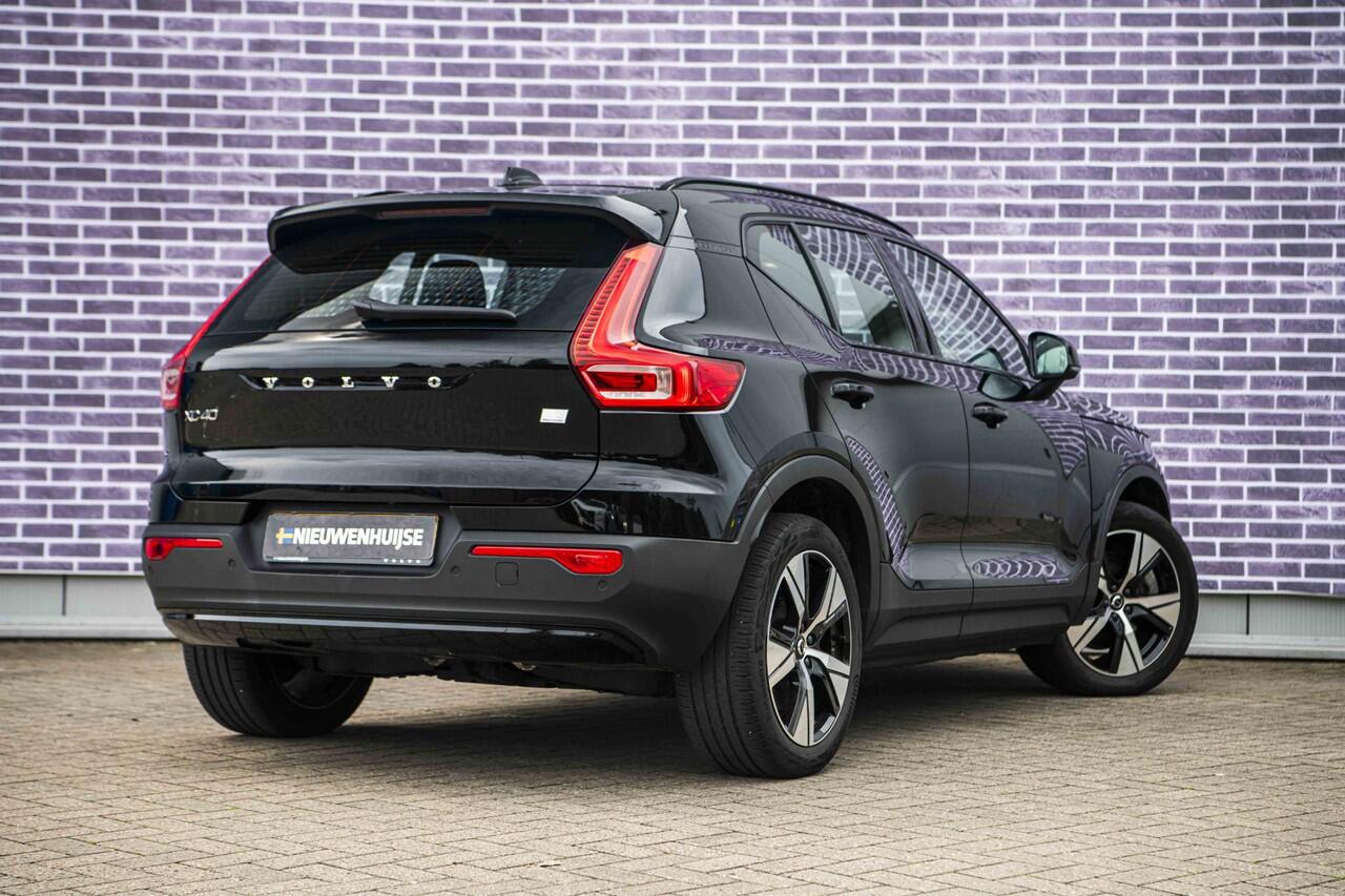 Volvo XC40 Recharge P8 AWD 78 kWh R-Design | Adaptieve Cruise Control | Stuur-/Stoelverwarming | Getint Glas | Keyless | Camera | Carplay | BLIS |