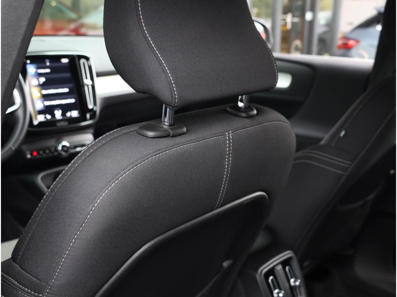 Volvo XC40 T4 Recharge Inscription Expression 211PK Climate Pack