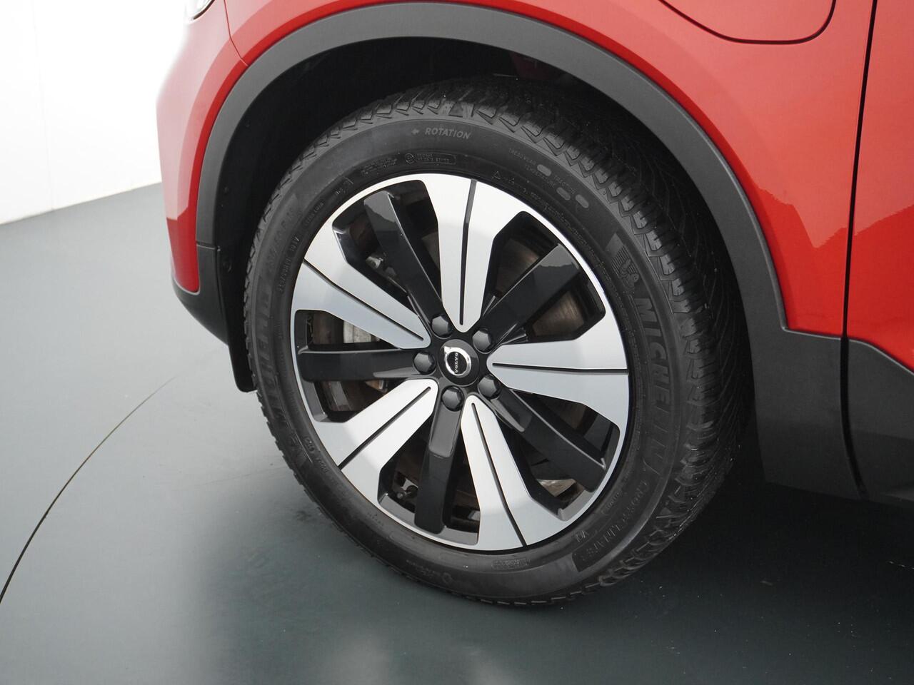 Volvo XC40 1.5 T5 Plug-in hybrid Ultimate Bright Panodak/Leder/AdaptiveCruise/Camera etc.