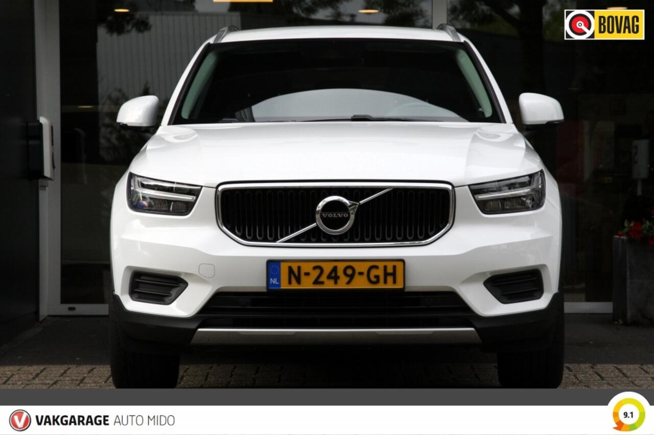 Volvo XC40 1.5 T3 Momentum Pro | Leder interieur | Winterbanden set