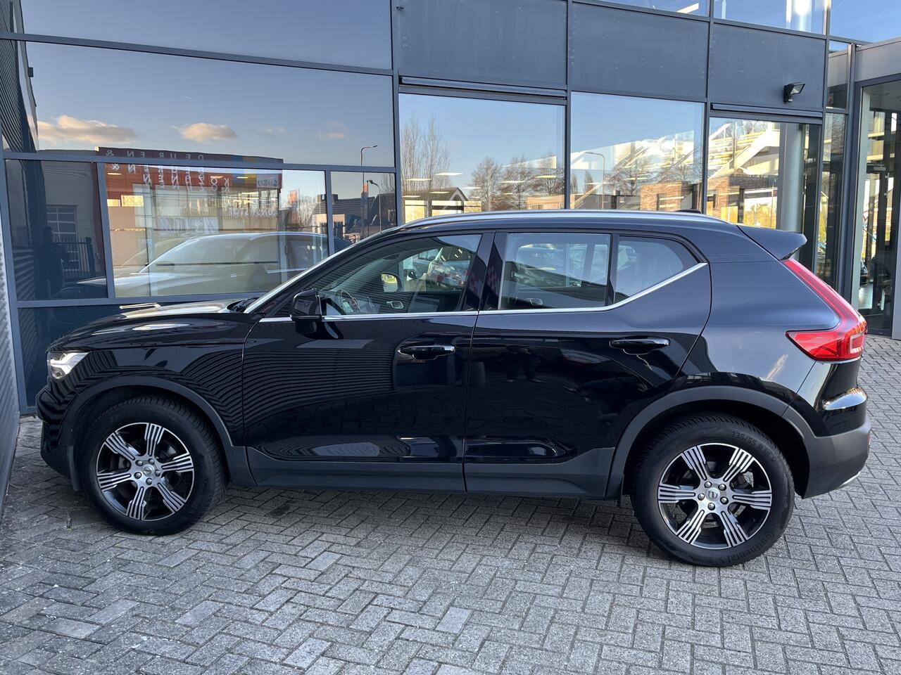 Volvo XC40 1.5 T3 Inscription LEER,NAVI,LED