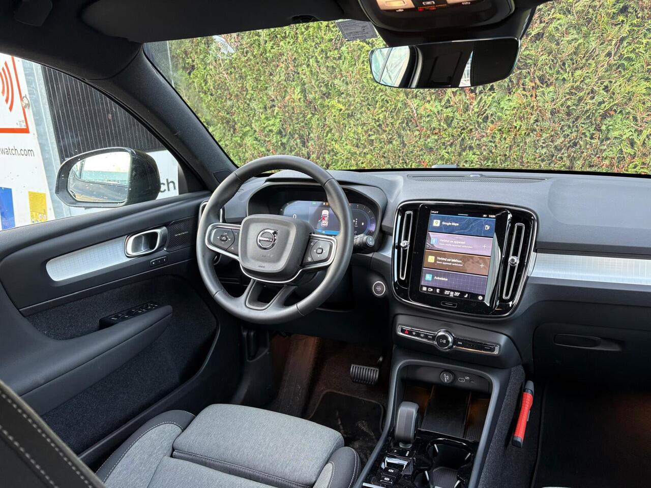 Volvo XC40 B4 Plus Dark | Harman/Kardon | Memory | Stoel/Stuur Verwarming |