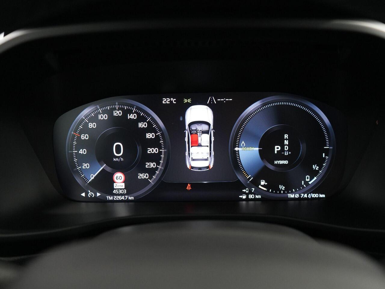 Volvo XC40 1.5 T4 Plug-in hybrid Facelift Core Bright | Camera | 211 PK