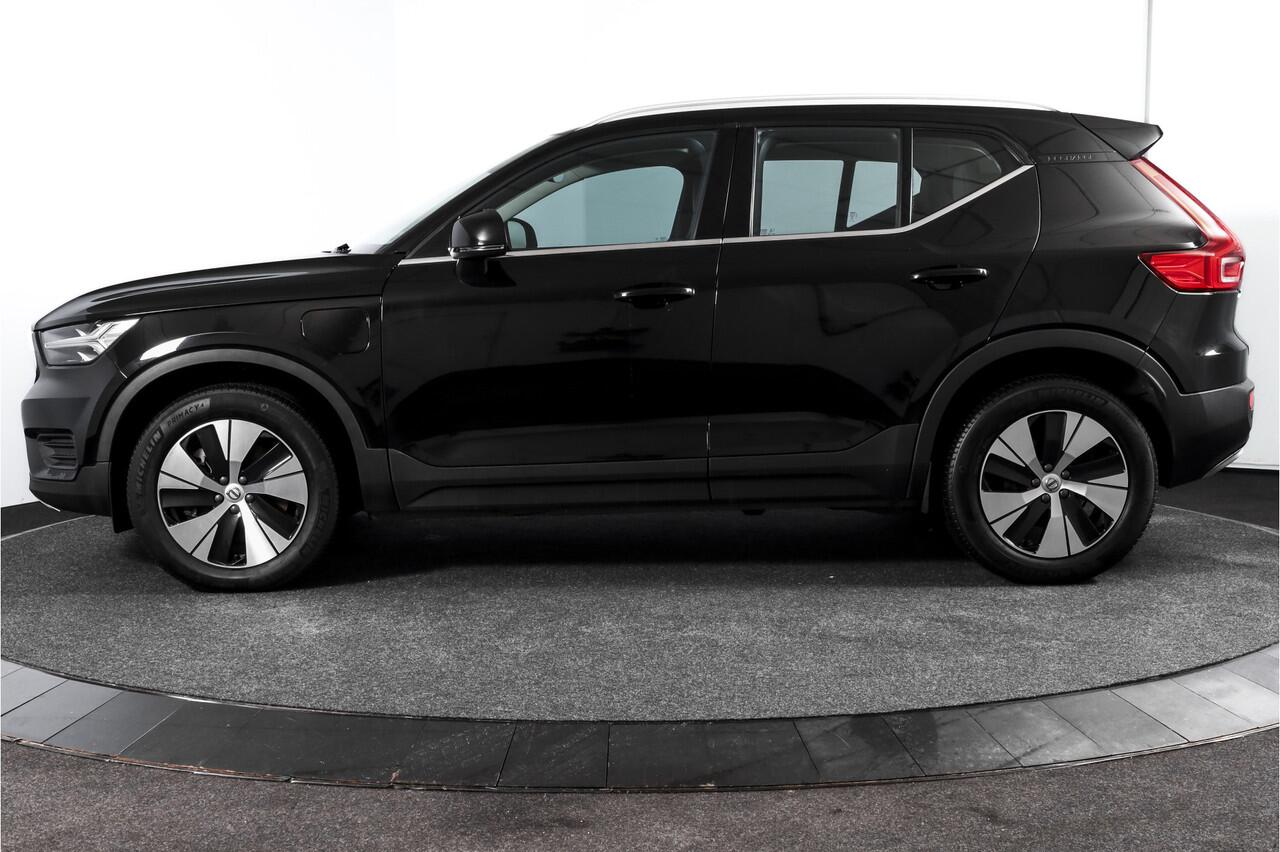 Volvo XC40 1.5 T4 Recharge Inscription | Dig. Cockpit | Cruise | PDC | NAV + App. Connect | ECC | DAB | Elek. Klep | LM 18" | 3865