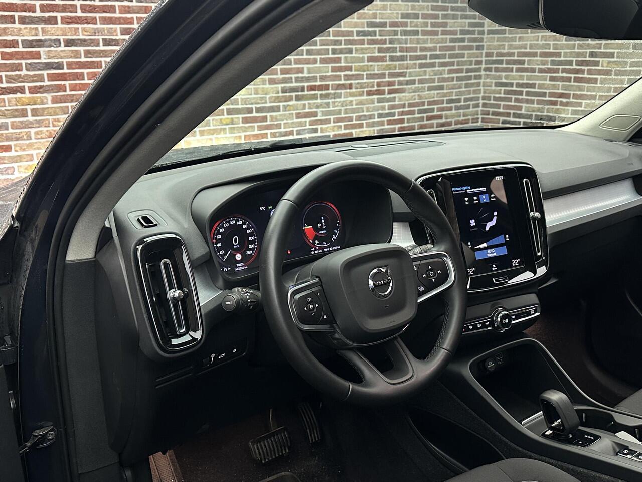 Volvo XC40 1.5 T4 Recharge Inscription Expression Automaat Cruise Control Navi